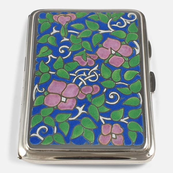 the cigarette case viewed from the front
