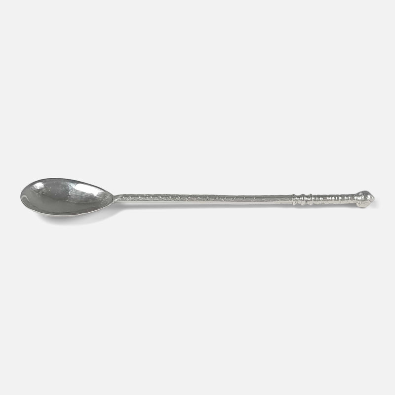 a side on view of the spoon