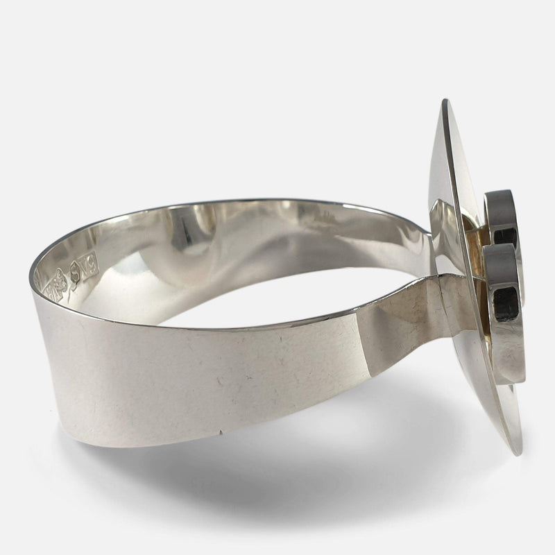 the bangle viewed from left side on