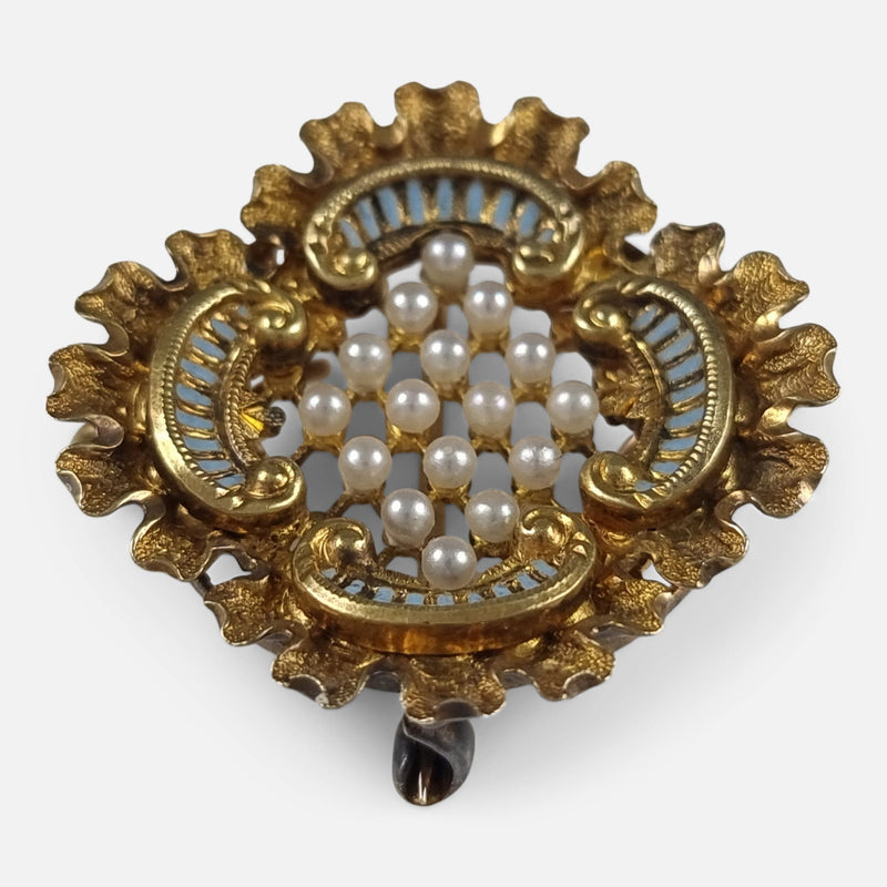 the brooch viewed side on
