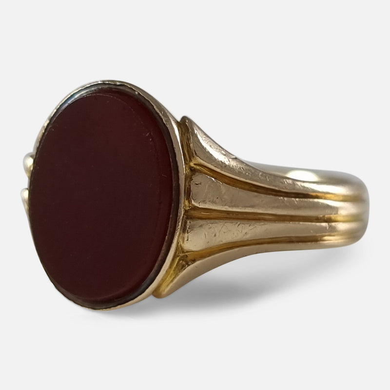 the ring viewed from the right side at a slight angle