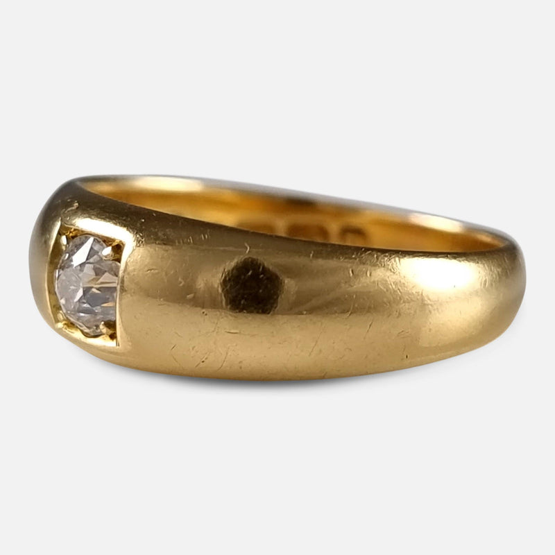 the ring viewed from the right at a slight angle