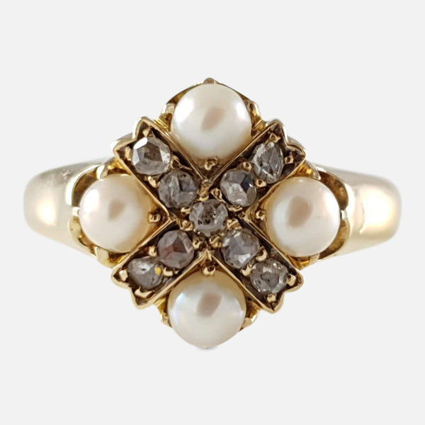 18ct gold pearl and diamond ring viewed from the front