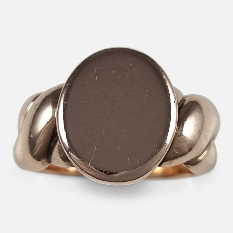 the Victorian 9ct rose gold signet ring viewed from above