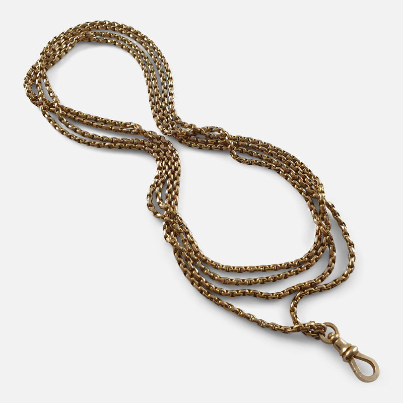 the gold chain viewed diagonally