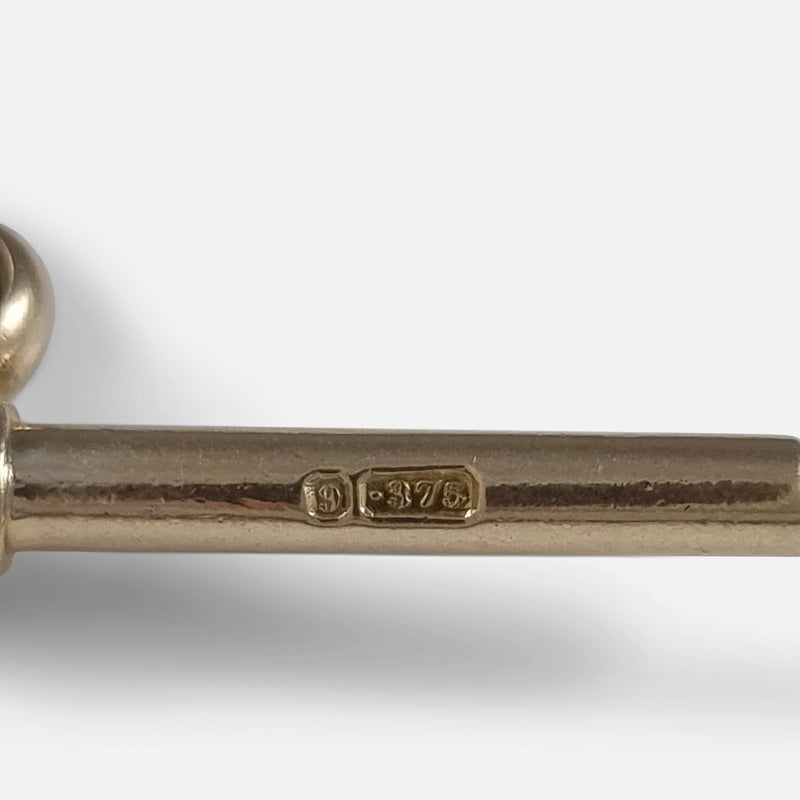 the partial hallmarks to the T-bar