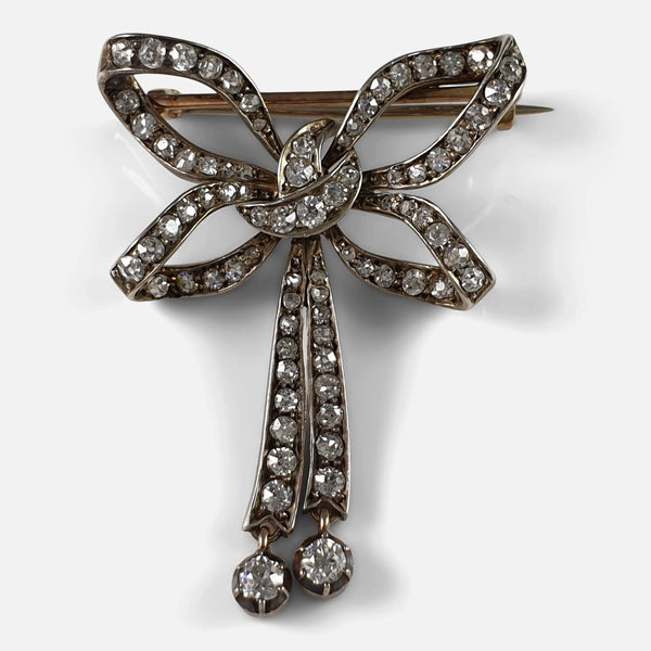 The Victorian diamond bow brooch viewed from the front